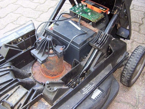 Post image for How To Revive a “Dead” Cordless Mower – Part 2: Replacement Batteries